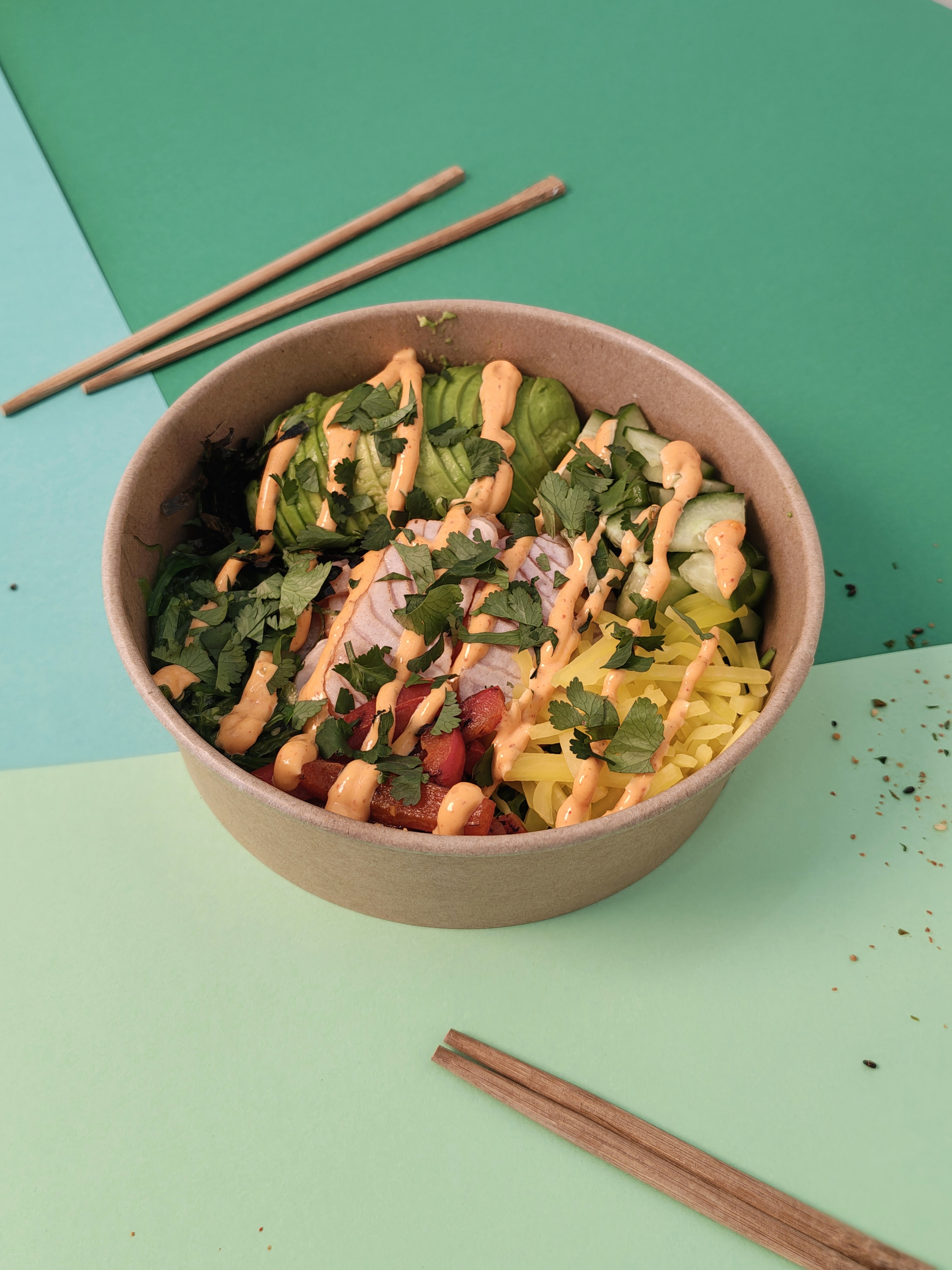 Low Carb Bowl – gegrilltes Lachssashimi