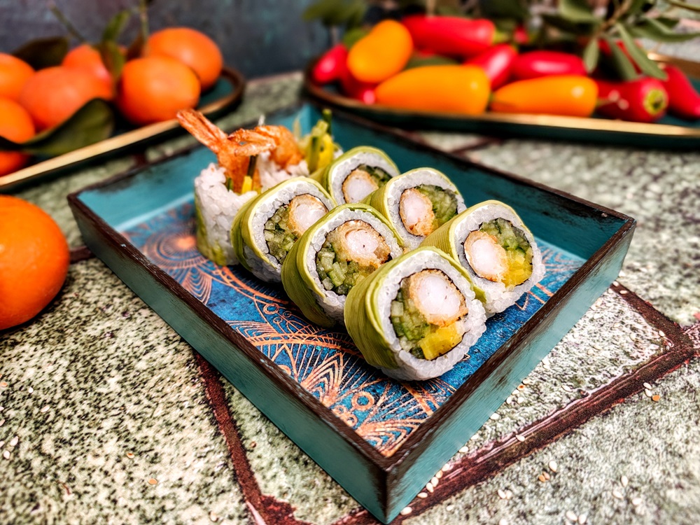 Dragon - Tempura-Garnele und Avocado außen